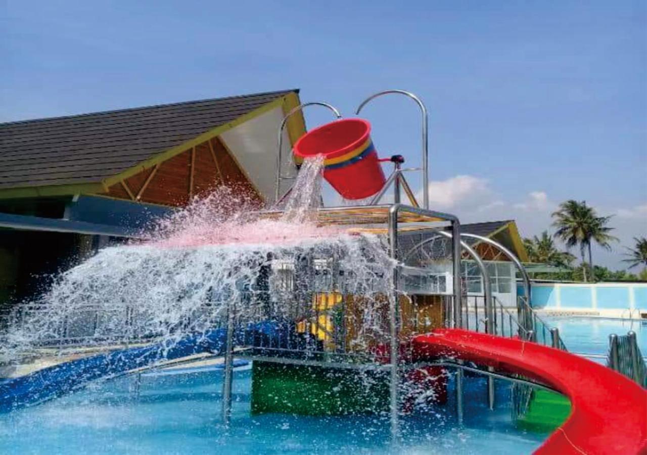 Cahaya Villa Garut Exterior foto